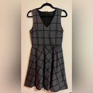 Gray Plaid Banana Republic Dress 🩶